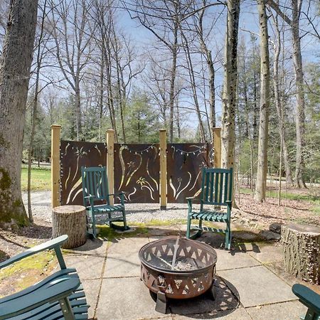 Pet-Friendly Pennsylvania Vacation Rental With Pool! Laughlintown Ngoại thất bức ảnh