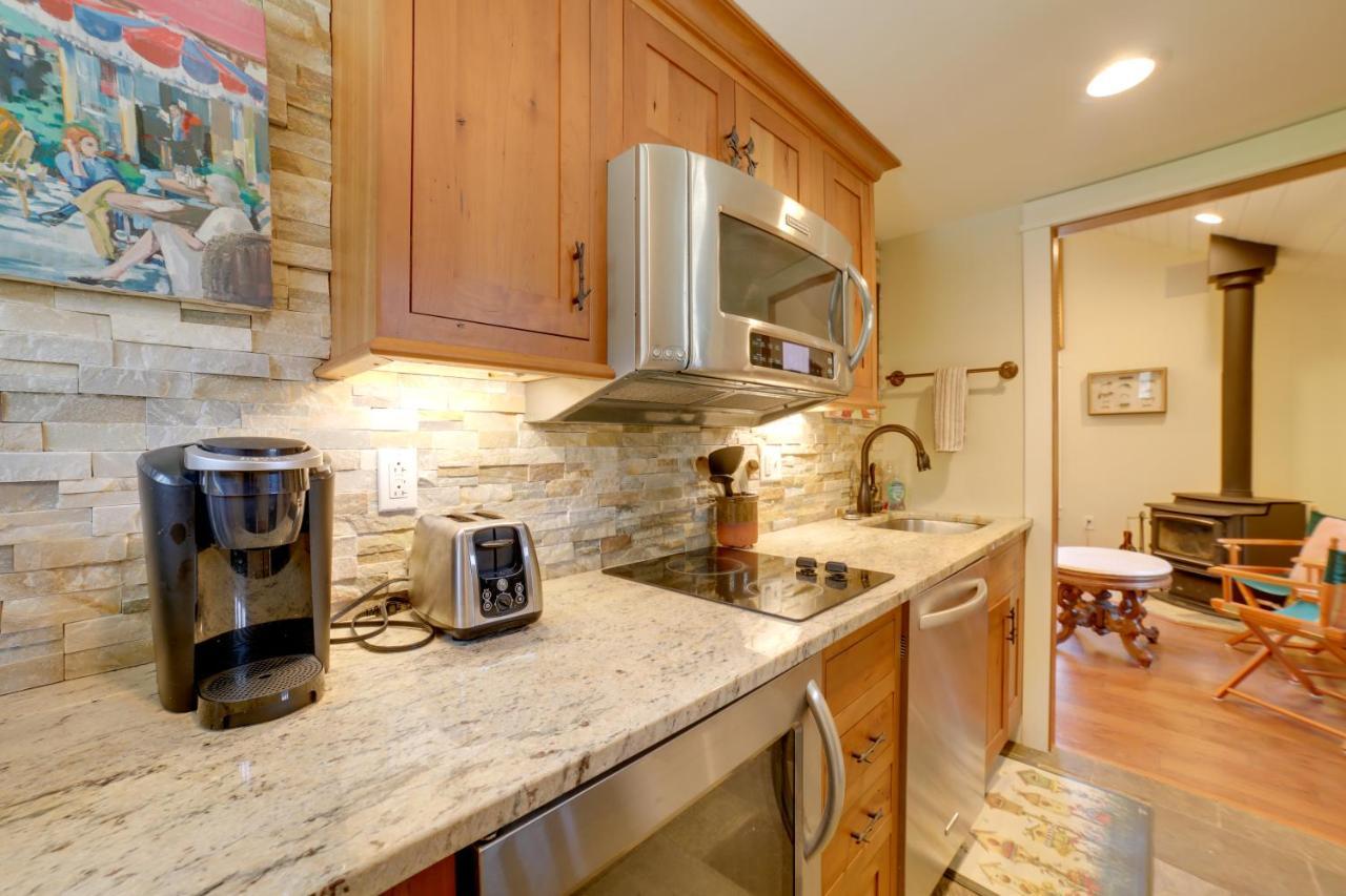 Pet-Friendly Pennsylvania Vacation Rental With Pool! Laughlintown Ngoại thất bức ảnh