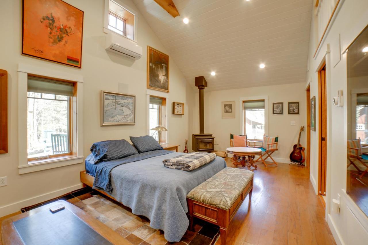 Pet-Friendly Pennsylvania Vacation Rental With Pool! Laughlintown Ngoại thất bức ảnh
