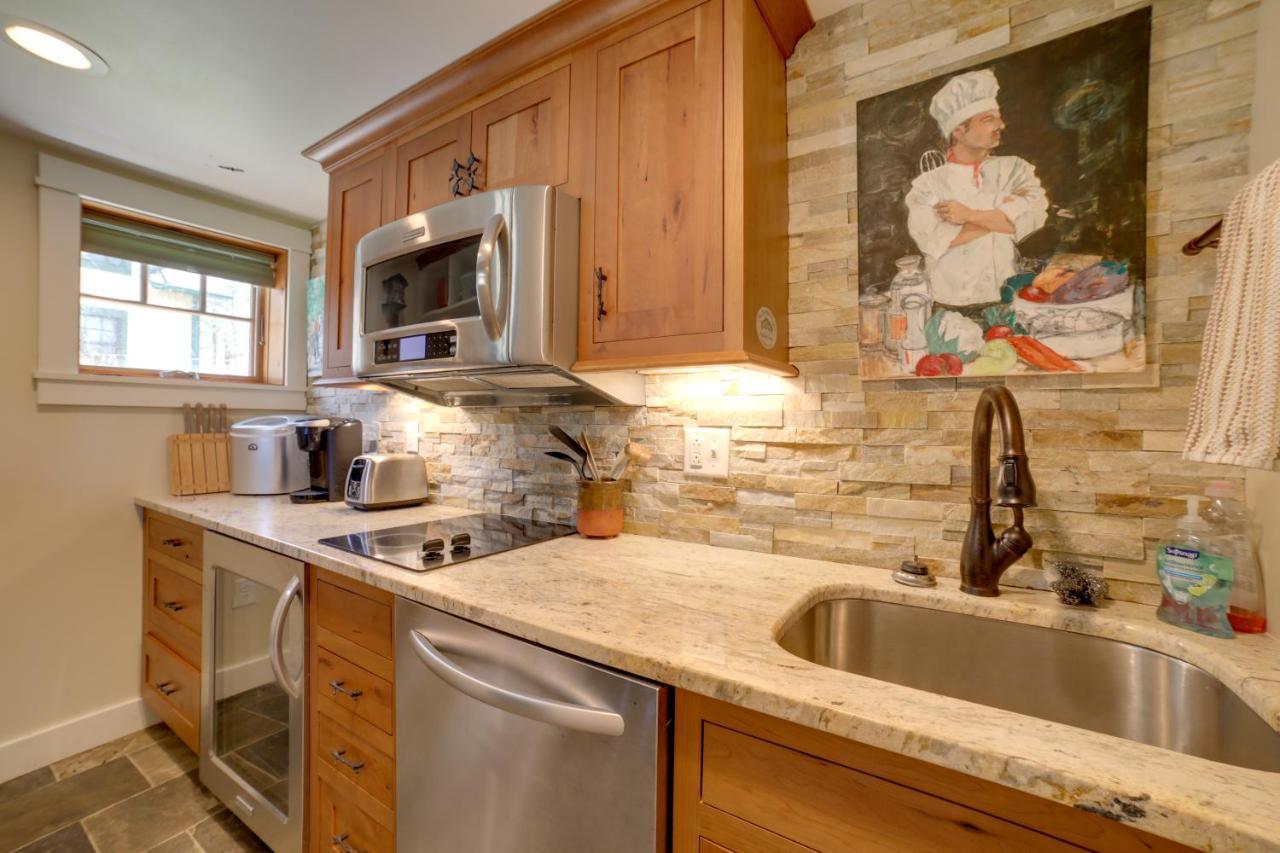 Pet-Friendly Pennsylvania Vacation Rental With Pool! Laughlintown Ngoại thất bức ảnh